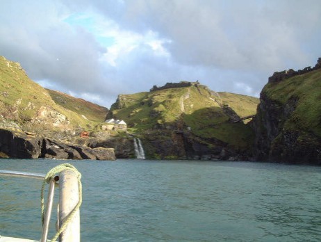 Boscastle boat trip showing Tintagel Castle